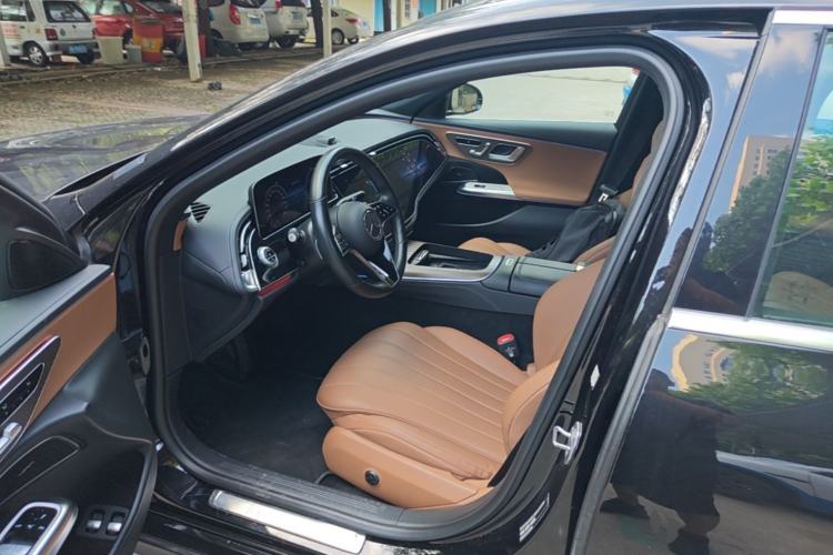 Used Mercedes-Benz E-Class New Energy 2024 E 350 e L Plug-in Hybrid Sedan Left Front Seat