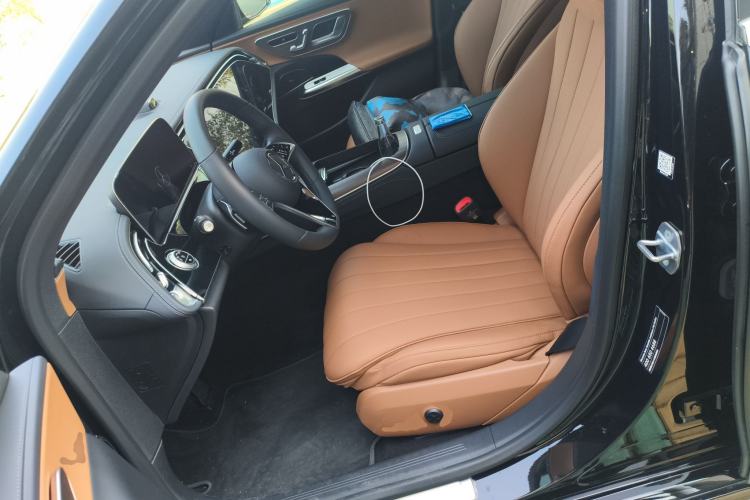 Used Mercedes-Benz E-Class New Energy 2024 E 350 e L Plug-in Hybrid Sedan Left Front Seat