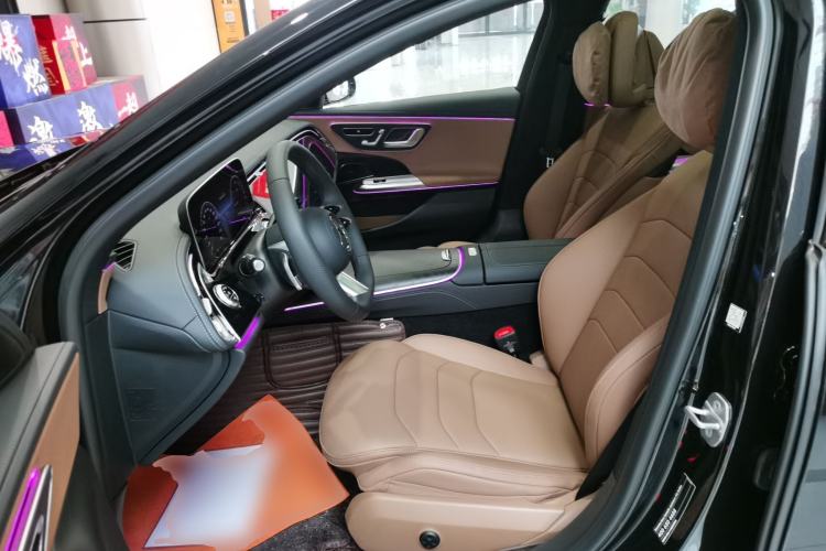 Used Mercedes-Benz E-Class New Energy 2024 E 350 e L Plug-in Hybrid Sports Sedan Left Front Seat