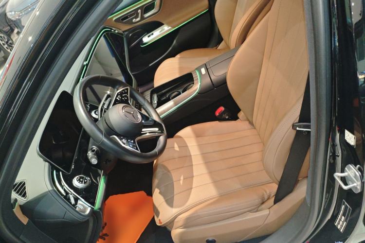 Used Mercedes-Benz E-Class New Energy 2024 E 350 e L Plug-in Hybrid Sedan Left Front Seat