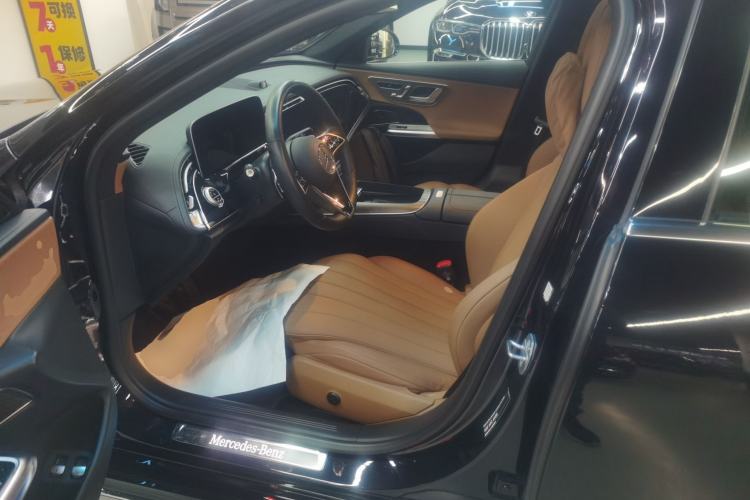 Used Mercedes-Benz E-Class New Energy 2024 E 350 e L Plug-in Hybrid Sedan Left Front Seat