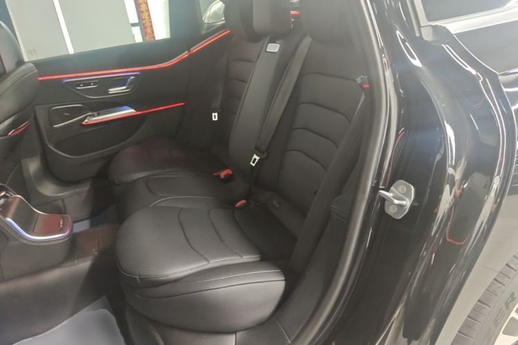 Used Mercedes-Benz E-Class New Energy 2024 E 350 e L Plug-in Hybrid Sports Sedan Left Rear Seat