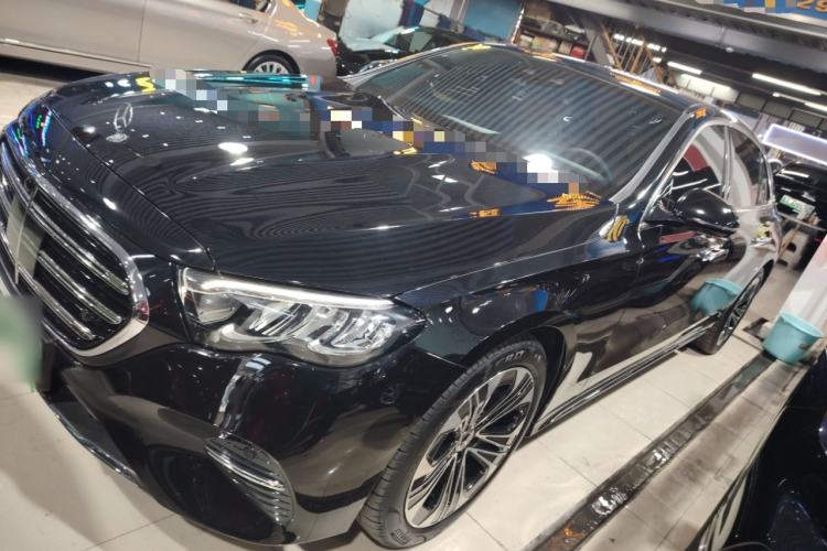 Used Mercedes-Benz E-Class New Energy 2024 E 350 e L Plug-in Hybrid Sedan Left Side