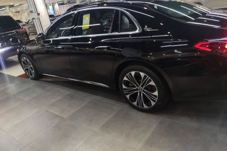 Used Mercedes-Benz E-Class New Energy 2024 E 350 e L Plug-in Hybrid Sedan Left Side
