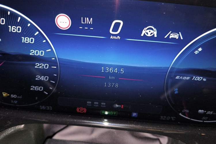Used Mercedes-Benz E-Class New Energy 2024 E 350 e L Plug-in Hybrid Sedan Odometer Close Up