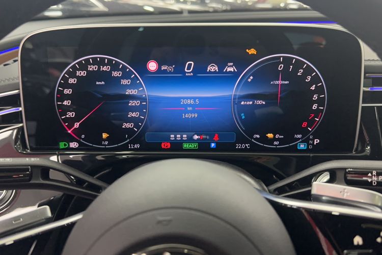 Used Mercedes-Benz E-Class New Energy 2024 E 350 e L Plug-in Hybrid Sedan Odometer Close Up