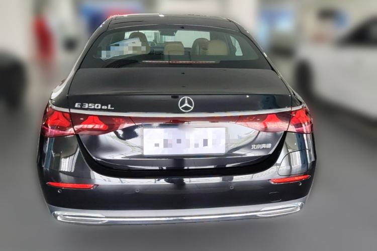 Used Mercedes-Benz E-Class New Energy 2024 E 350 e L Plug-in Hybrid Sedan Rear