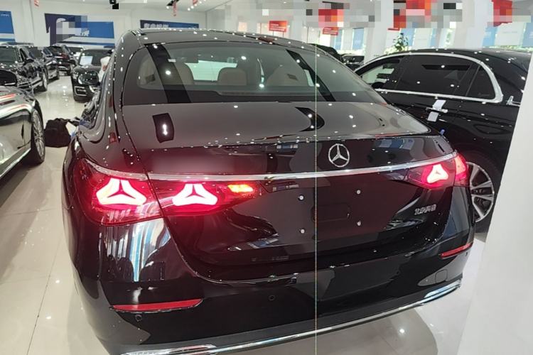 Used Mercedes-Benz E-Class New Energy 2024 E 350 e L Plug-in Hybrid Sedan Rear