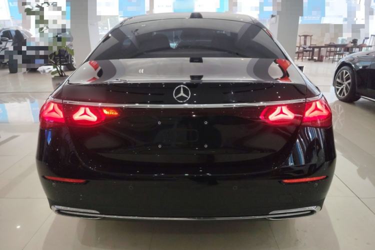 Used Mercedes-Benz E-Class New Energy 2024 E 350 e L Plug-in Hybrid Sedan Rear