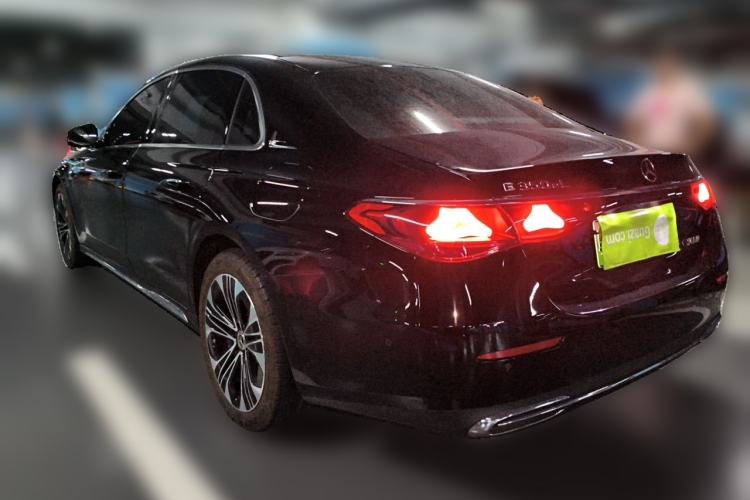 Used Mercedes-Benz E-Class New Energy 2024 E 350 e L Plug-in Hybrid Sedan Rear Left 45 Deg
