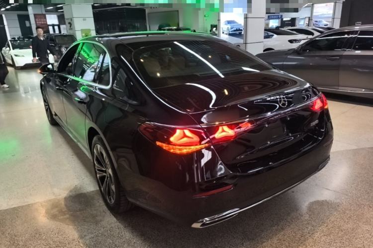 Used Mercedes-Benz E-Class New Energy 2024 E 350 e L Plug-in Hybrid Sedan Rear Left 45 Deg