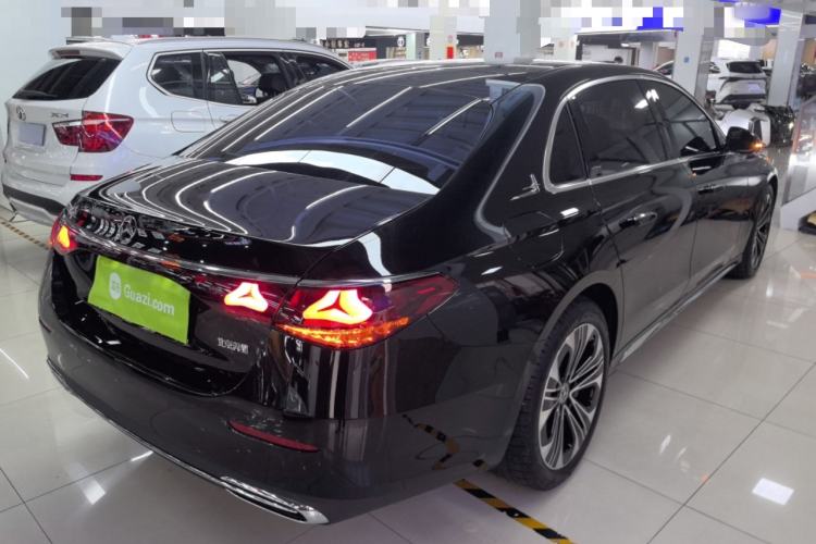 Used Mercedes-Benz E-Class New Energy 2024 E 350 e L Plug-in Hybrid Sedan Rear Right 45 Deg