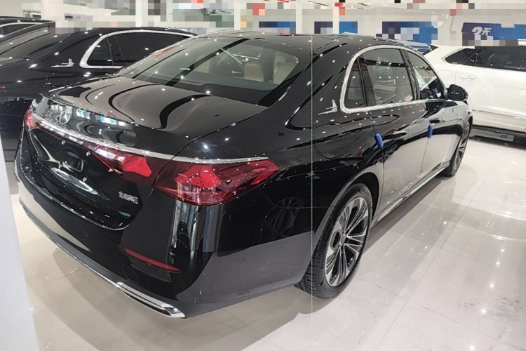 Used Mercedes-Benz E-Class New Energy 2024 E 350 e L Plug-in Hybrid Sedan Rear Right 45 Deg