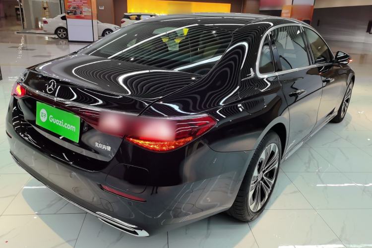 Used Mercedes-Benz E-Class New Energy 2024 E 350 e L Plug-in Hybrid Sedan Rear Right 45 Deg