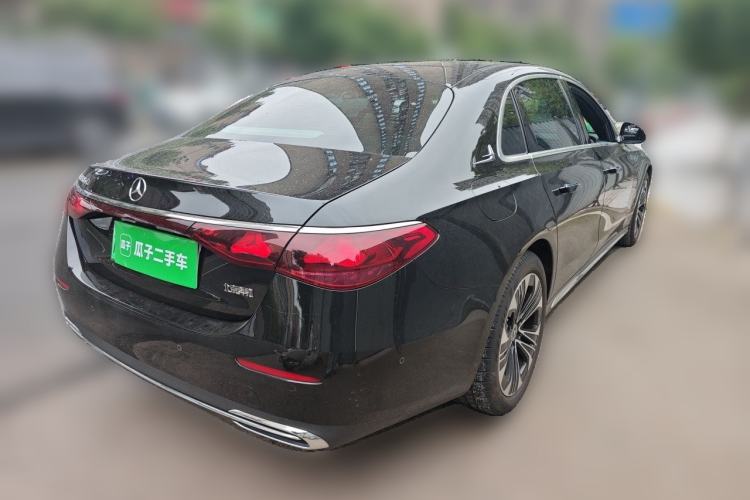 Used Mercedes-Benz E-Class New Energy 2024 E 350 e L Plug-in Hybrid Sedan Rear Right 45 Deg