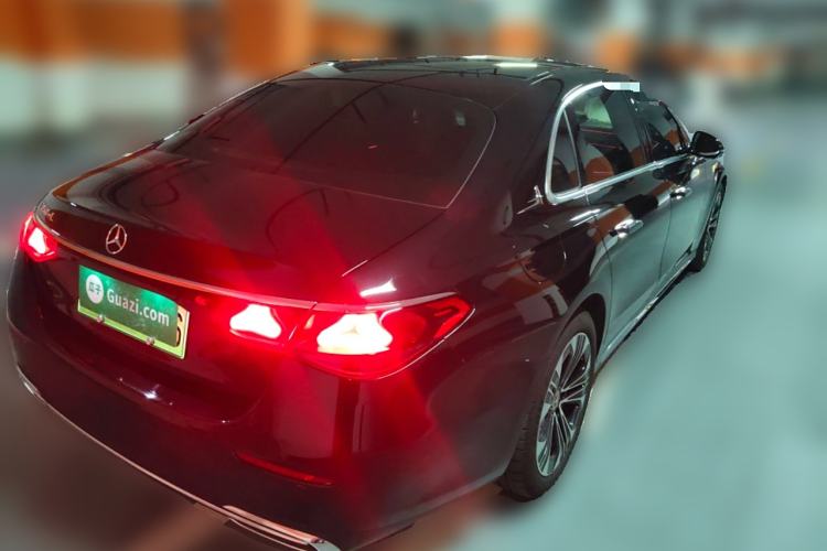 Used Mercedes-Benz E-Class New Energy 2024 E 350 e L Plug-in Hybrid Sedan Rear Right 45 Deg