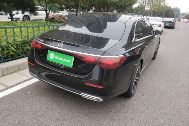 Used Mercedes-Benz E-Class New Energy 2024 E 350 e L Plug-in Hybrid Sedan Rear Right 45 Deg