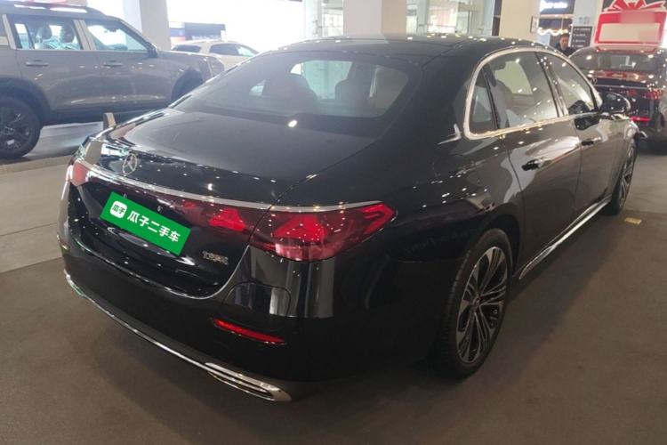 Used Mercedes-Benz E-Class New Energy 2024 E 350 e L Plug-in Hybrid Sedan Rear Right 45 Deg