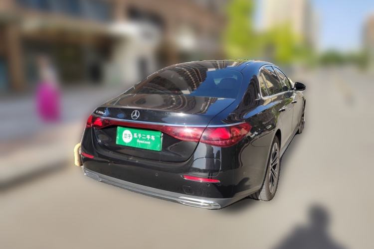 Used Mercedes-Benz E-Class New Energy 2024 E 350 e L Plug-in Hybrid Sedan Rear Right 45 Deg