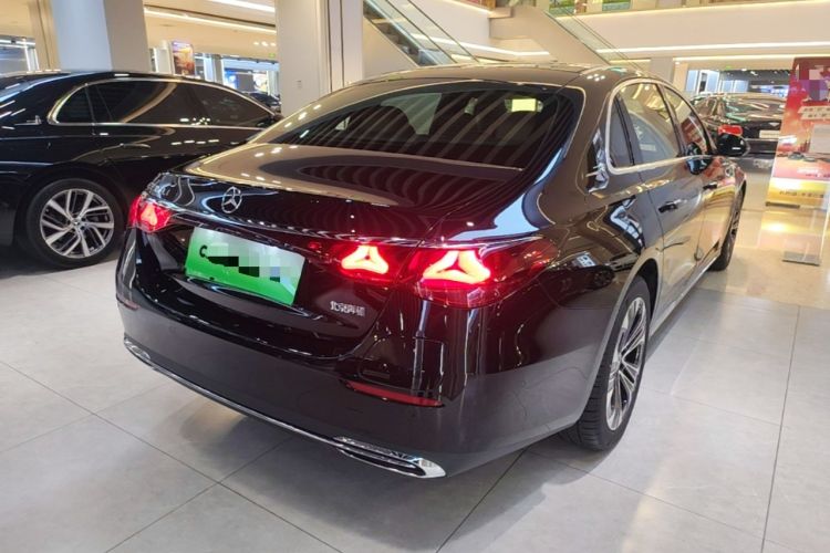 Used Mercedes-Benz E-Class New Energy 2024 E 350 e L Plug-in Hybrid Sedan Rear Right 45 Deg