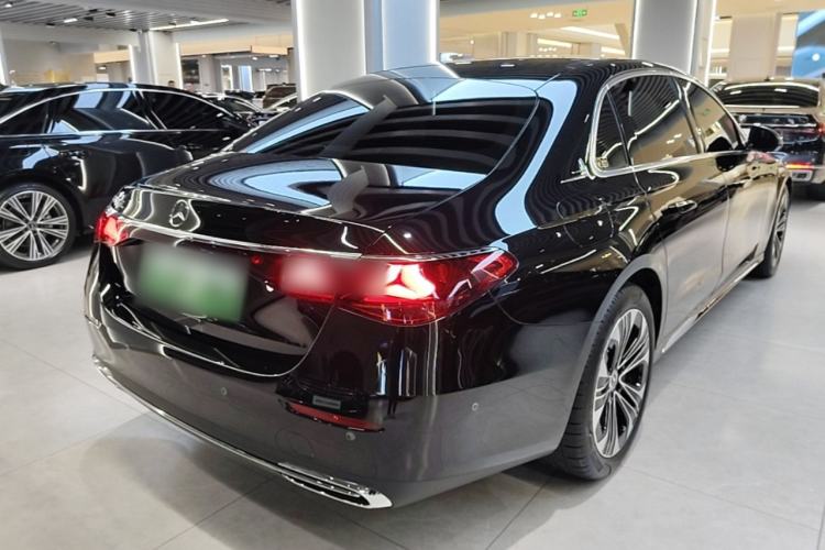 Used Mercedes-Benz E-Class New Energy 2024 E 350 e L Plug-in Hybrid Sedan Rear Right 45 Deg