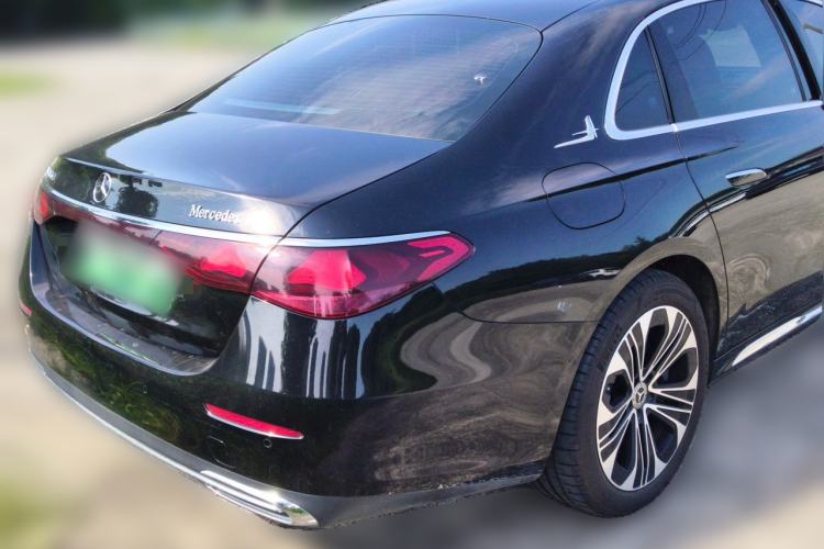 Used Mercedes-Benz E-Class New Energy 2024 E 350 e L Plug-in Hybrid Sedan Rear Right 45 Deg