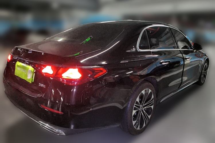 Used Mercedes-Benz E-Class New Energy 2024 E 350 e L Plug-in Hybrid Sedan Rear Right 45 Deg