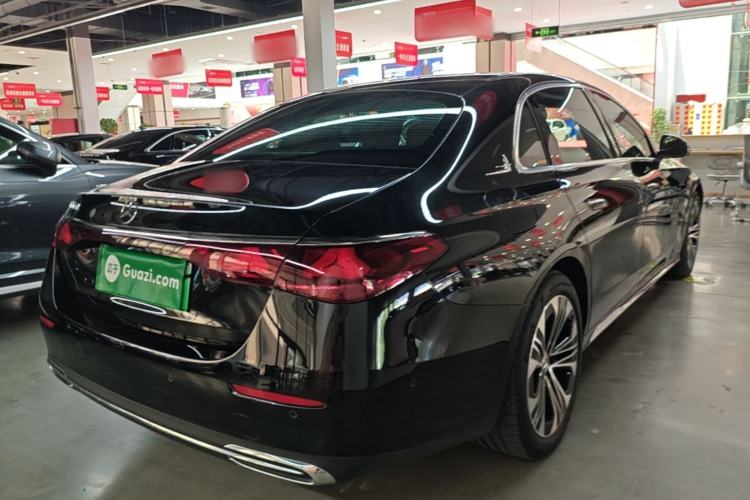 Used Mercedes-Benz E-Class New Energy 2024 E 350 e L Plug-in Hybrid Sedan Rear Right 45 Deg