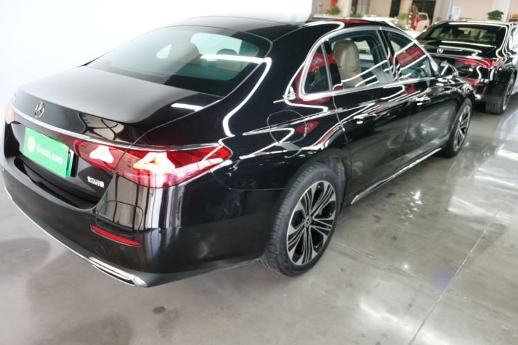 Used Mercedes-Benz E-Class New Energy 2024 E 350 e L Plug-in Hybrid Sedan Rear Right 45 Deg