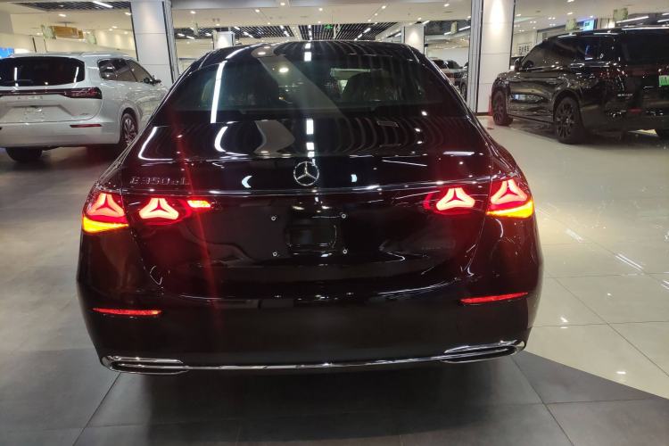 Used Mercedes-Benz E-Class New Energy 2024 E 350 e L Plug-in Hybrid Sedan Rear