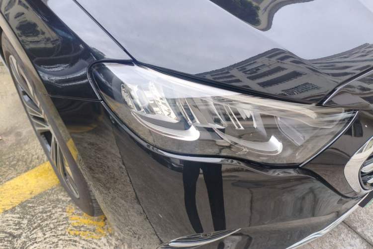 Used Mercedes-Benz E-Class New Energy 2024 E 350 e L Plug-in Hybrid Sedan Right Front Headlight