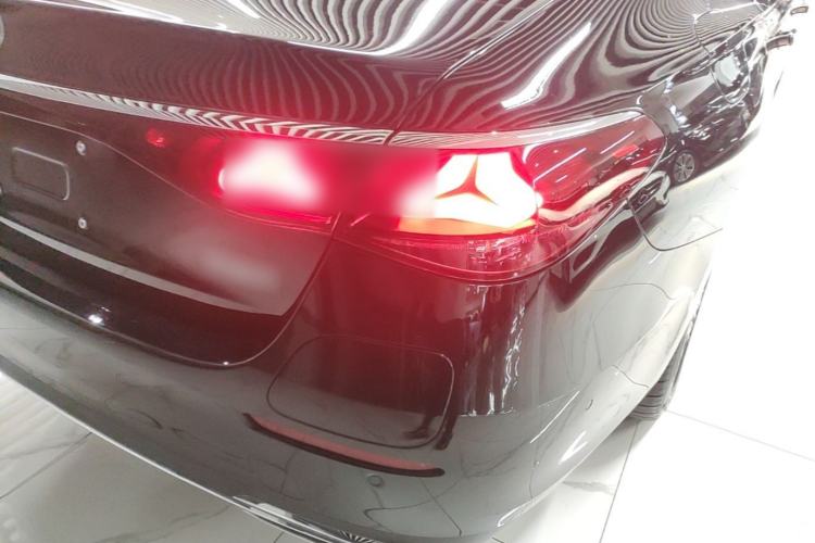 Used Mercedes-Benz E-Class New Energy 2024 E 350 e L Plug-in Hybrid Sedan Right Rear Taillight