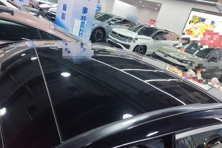 Used Mercedes-Benz E-Class New Energy 2024 E 350 e L Plug-in Hybrid Sedan Roof
