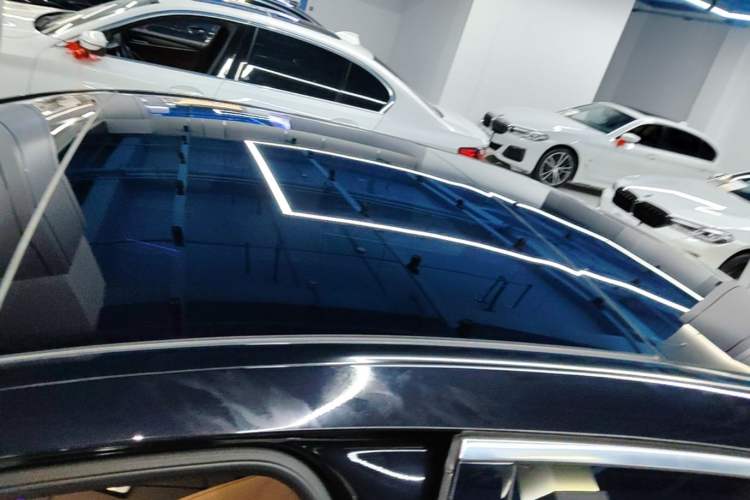 Used Mercedes-Benz E-Class New Energy 2024 E 350 e L Plug-in Hybrid Sedan Roof