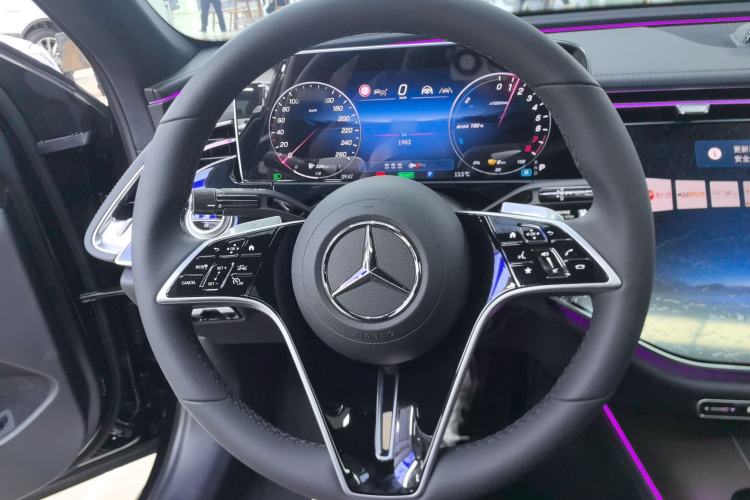 Used Mercedes-Benz E-Class New Energy 2024 E 350 e L Plug-in Hybrid Sedan Steering Wheel