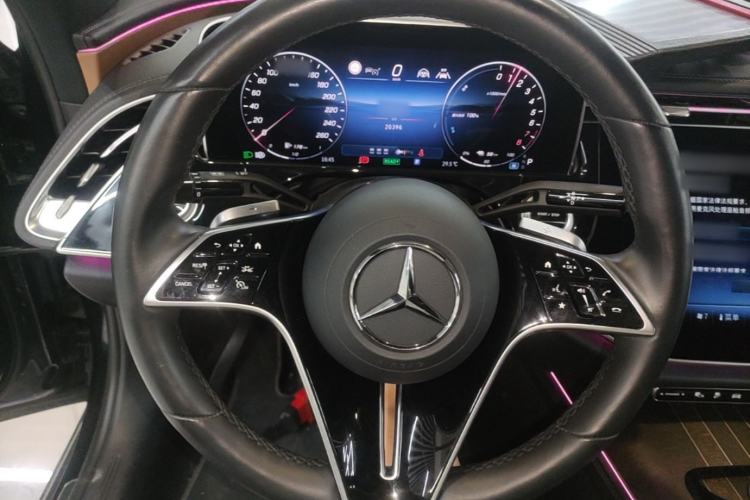 Used Mercedes-Benz E-Class New Energy 2024 E 350 e L Plug-in Hybrid Sedan Steering Wheel