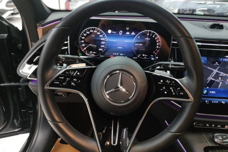 Used Mercedes-Benz E-Class New Energy 2024 E 350 e L Plug-in Hybrid Sedan Steering Wheel