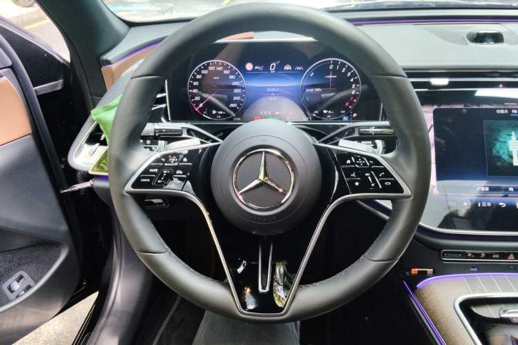 Used Mercedes-Benz E-Class New Energy 2024 E 350 e L Plug-in Hybrid Sedan Steering Wheel