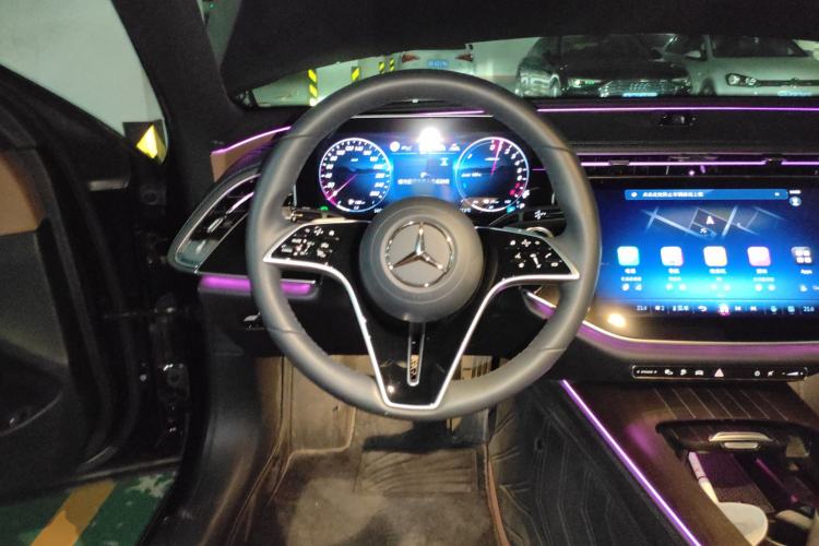 Used Mercedes-Benz E-Class New Energy 2024 E 350 e L Plug-in Hybrid Sedan Steering Wheel