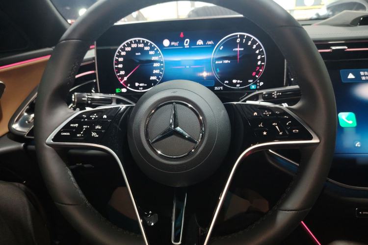 Used Mercedes-Benz E-Class New Energy 2024 E 350 e L Plug-in Hybrid Sedan Steering Wheel
