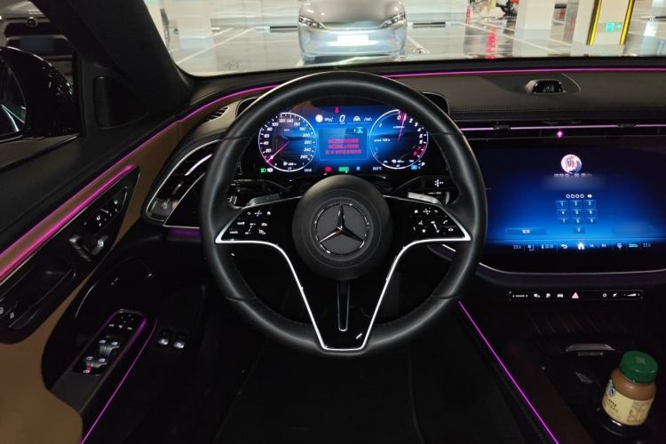 Used Mercedes-Benz E-Class New Energy 2024 E 350 e L Plug-in Hybrid Sedan Steering Wheel