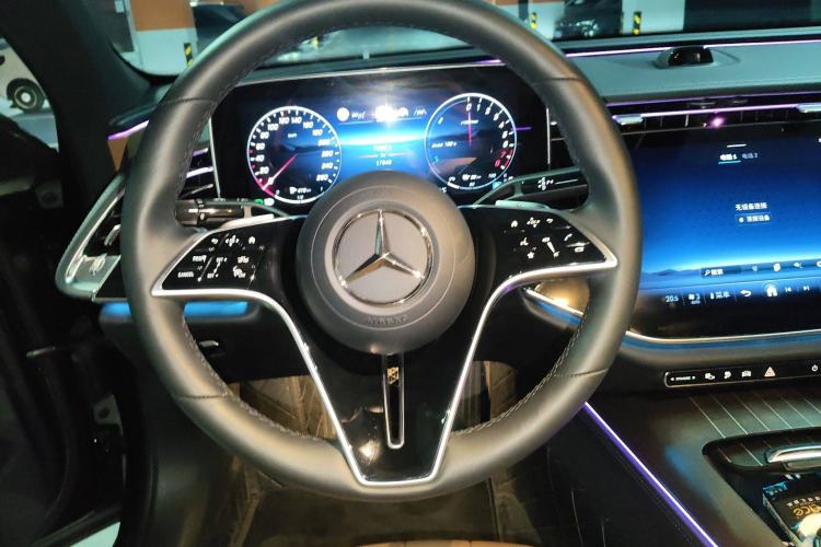 Used Mercedes-Benz E-Class New Energy 2024 E 350 e L Plug-in Hybrid Sedan Steering Wheel