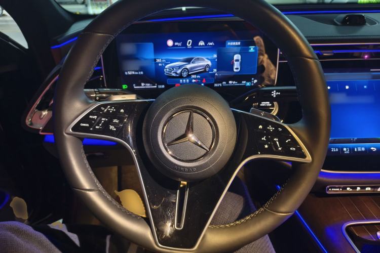 Used Mercedes-Benz E-Class New Energy 2024 E 350 e L Plug-in Hybrid Sports Sedan Steering Wheel