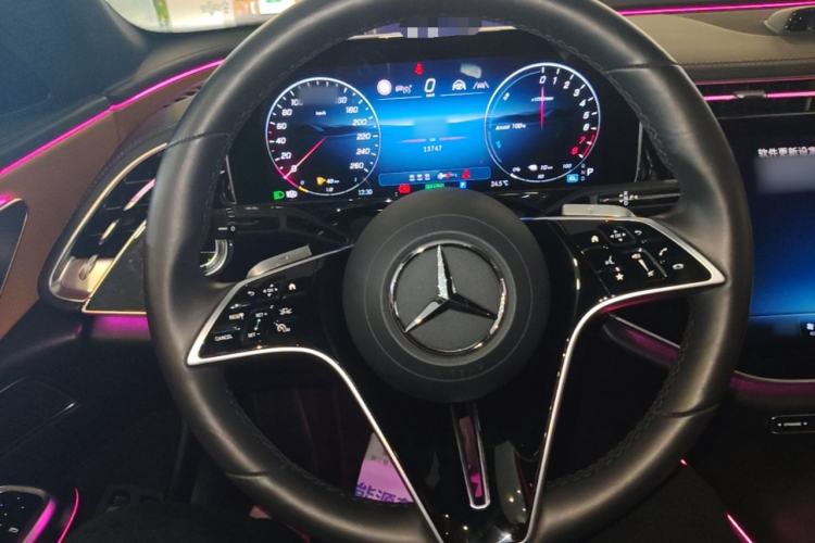 Used Mercedes-Benz E-Class New Energy 2024 E 350 e L Plug-in Hybrid Sedan Steering Wheel