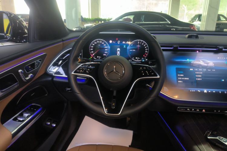 Used Mercedes-Benz E-Class New Energy 2024 E 350 e L Plug-in Hybrid Sedan Steering Wheel