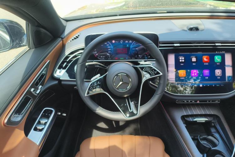 Used Mercedes-Benz E-Class New Energy 2024 E 350 e L Plug-in Hybrid Sedan Steering Wheel