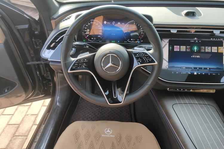 Used Mercedes-Benz E-Class New Energy 2024 E 350 e L Plug-in Hybrid Sedan Steering Wheel