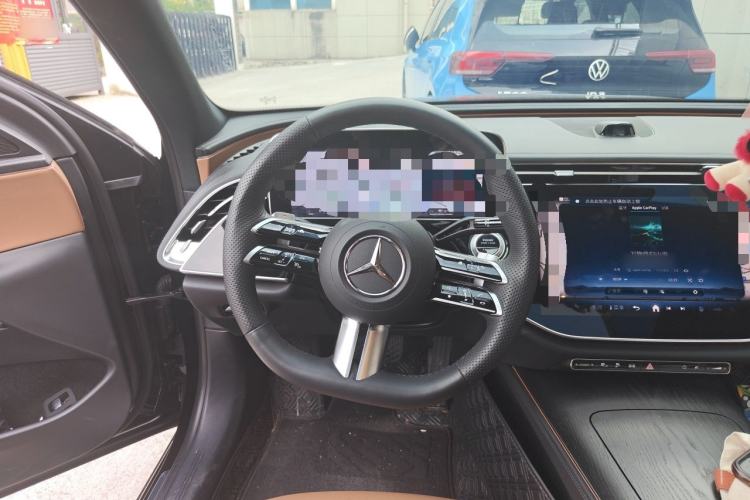 Used Mercedes-Benz E-Class New Energy 2024 E 350 e L Plug-in Hybrid Sports Sedan Steering Wheel