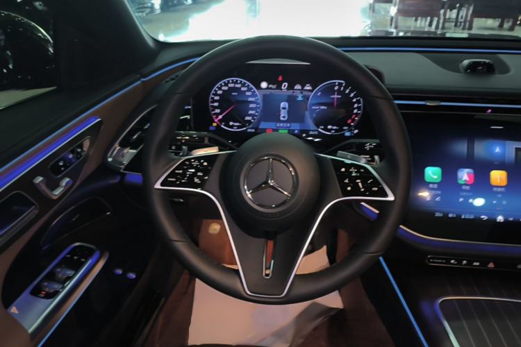 Used Mercedes-Benz E-Class New Energy 2024 E 350 e L Plug-in Hybrid Sedan Steering Wheel