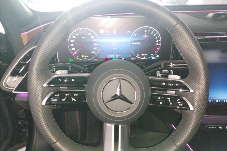 Used Mercedes-Benz E-Class New Energy 2024 E 350 e L Plug-in Hybrid Sports Sedan Steering Wheel